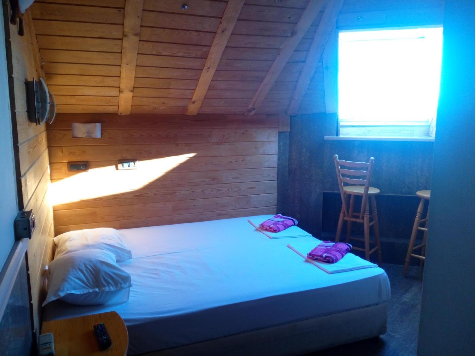 Rony Hotel Nesebyr Zewnętrze zdjęcie