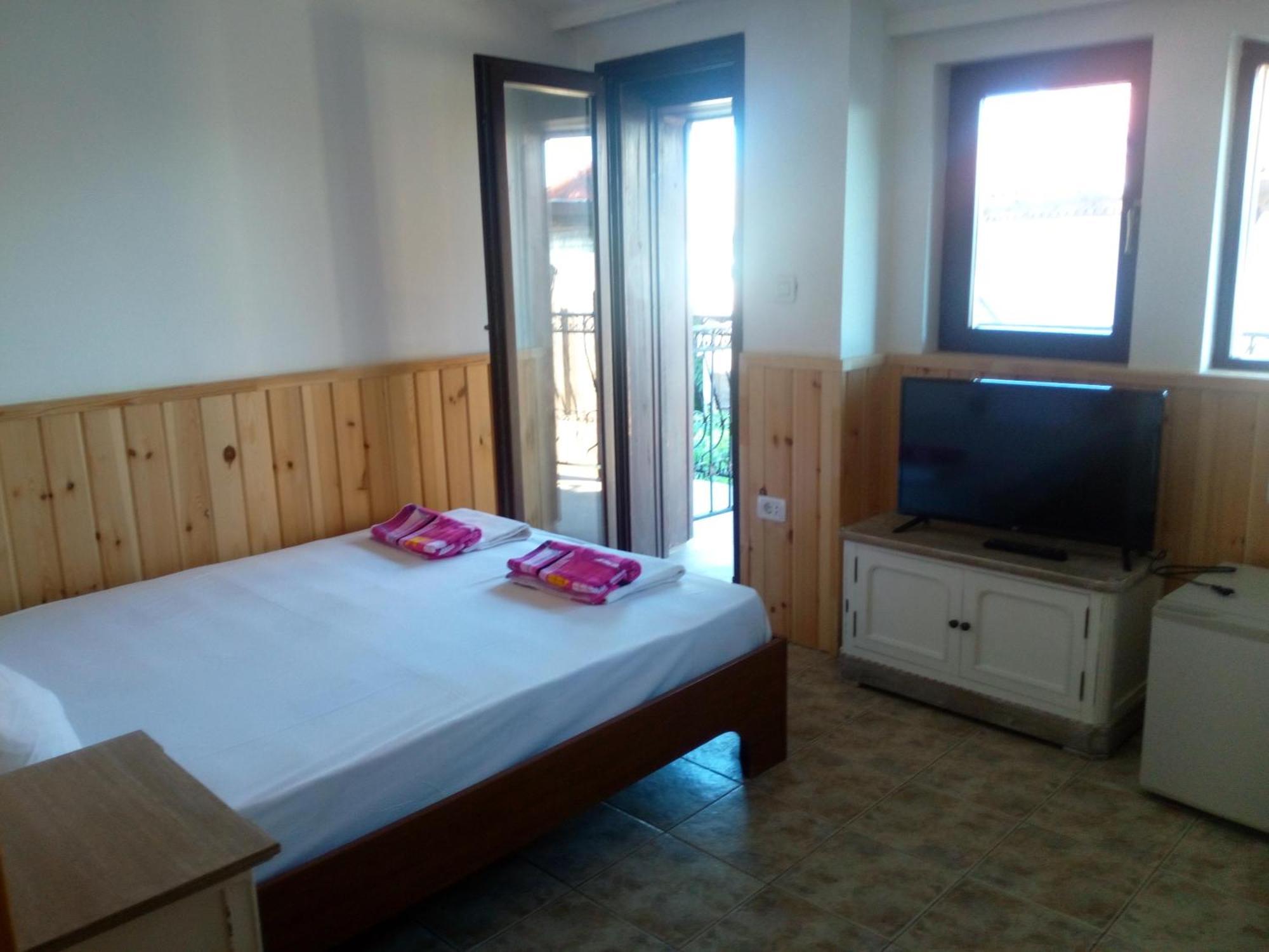 Rony Hotel Nesebyr Zewnętrze zdjęcie